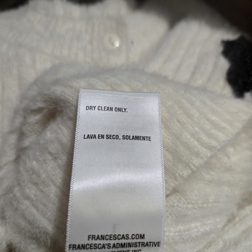 NWT Francesca's Holly Floral Cardigan White with Black Flowers Large SUPER SOFT - Picture 8 of 8